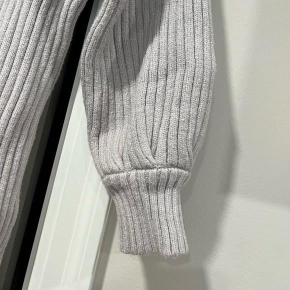 Long sweater - Picture 3 of 4